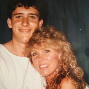 Meet your Posher, Sharon